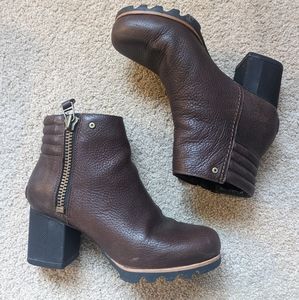 Sorel waterproof leather ankle boots, Brown, size 7 (EU 38)